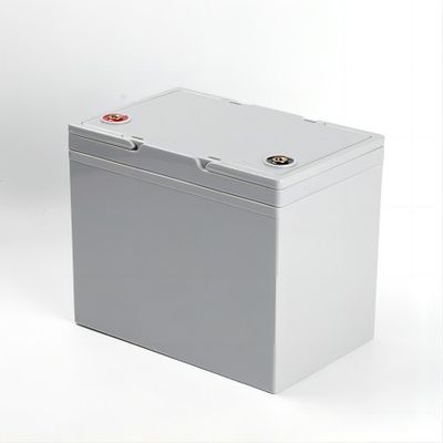 Alto tasso di tensione di scarica del ciclo profondo Batteria al litio 12.8V 300AH LifeP04 integrata in BMS per carrello da golf/automobile facente un giro turistico