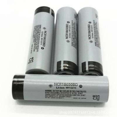 3.2V 3200mah Li Ion Battery 18650, cellula cilindrica 18650 leggeri istantanei