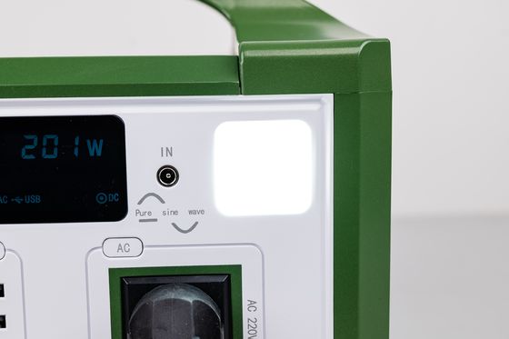 Alta efficienza AC 300W 220V Uscita Generatore solare portatile ricaricabile LifePO4 Batteria per escursioni all'aperto