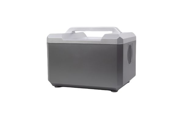 Silver Shell Ultra Output Power 600W EU Adapter Power Bank di ricarica con schermo LCD