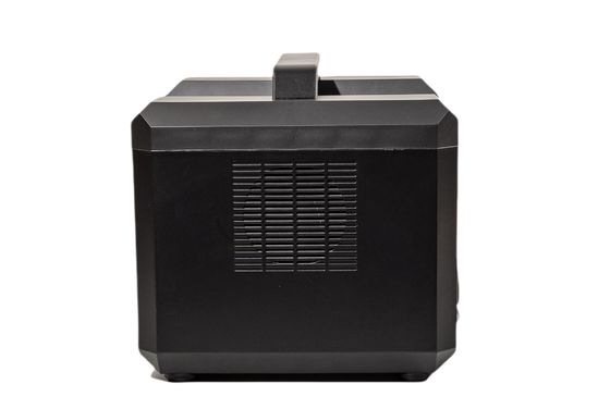 Lunga durata di vita 220V 50HZ Inverter a senso unico Generatore portatile Stazione elettrica con luce a LED per alimentazione di emergenza