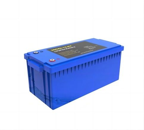 Nessun effetto di memoria Alta potenza di uscita 3.84KWH SANYO LifeP04 100% DOD con monitor per sistemi di backup di accumulo solare domestico