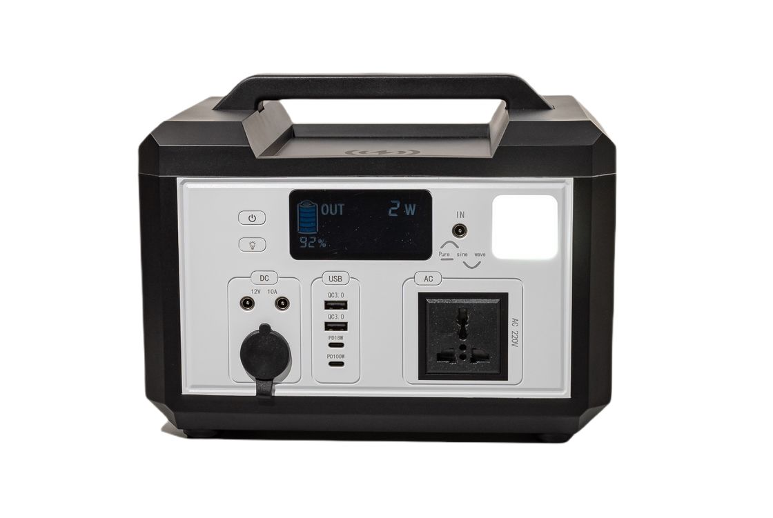 Lunga durata di vita 220V 50HZ Inverter a senso unico Generatore portatile Stazione elettrica con luce a LED per alimentazione di emergenza